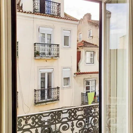 Charming Close To Lx Factory *