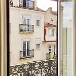 Appartement Charming Close To Lx Factory Lissabon