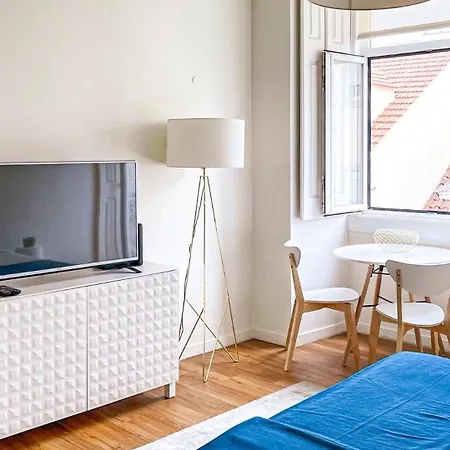 Charming Close To Lx Factory